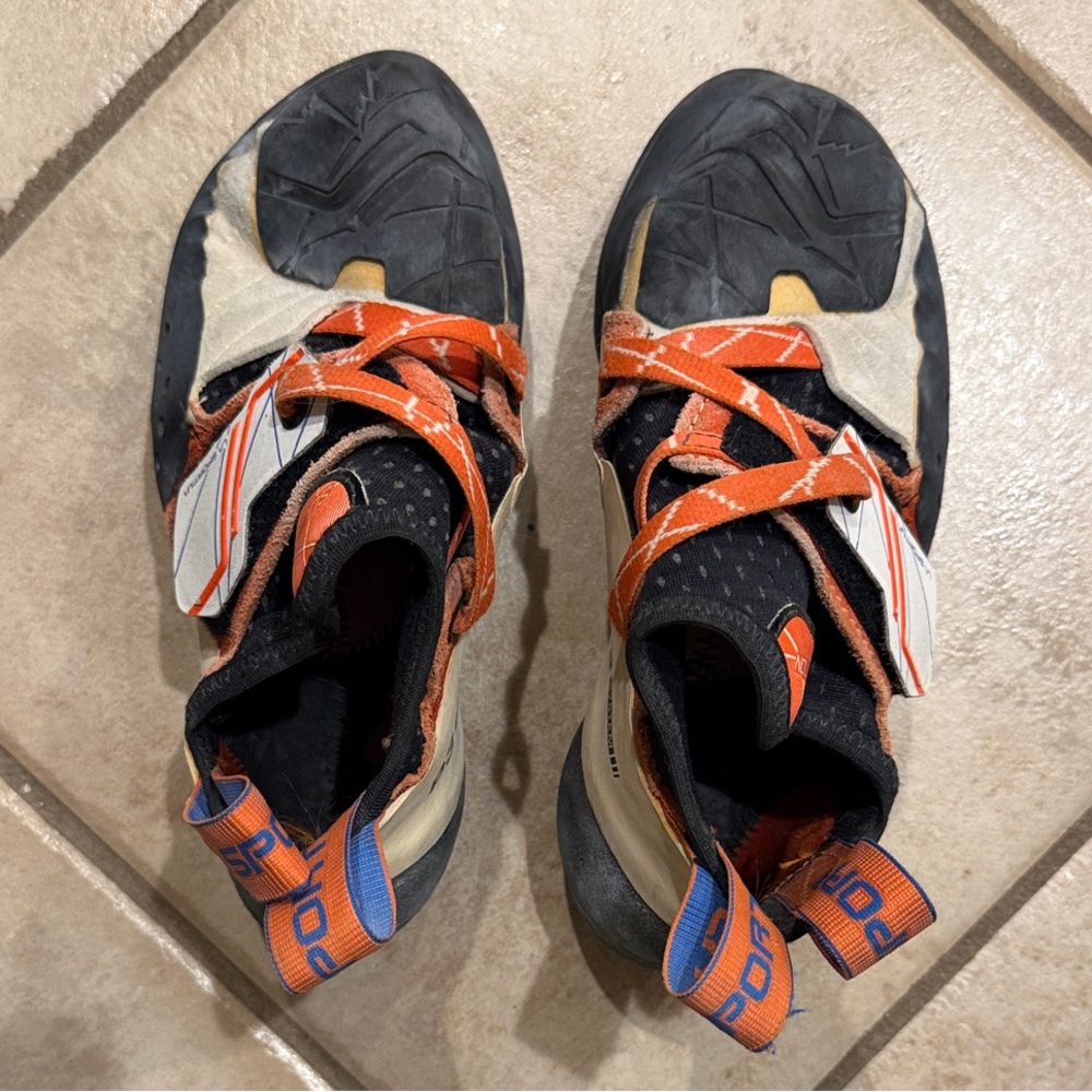 La Sportiva Solution Climbing Shoes